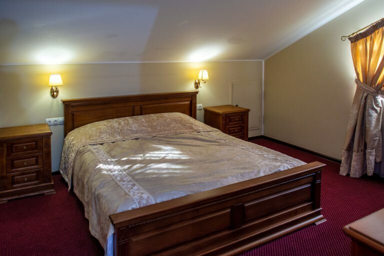 gostinica-33-768x512